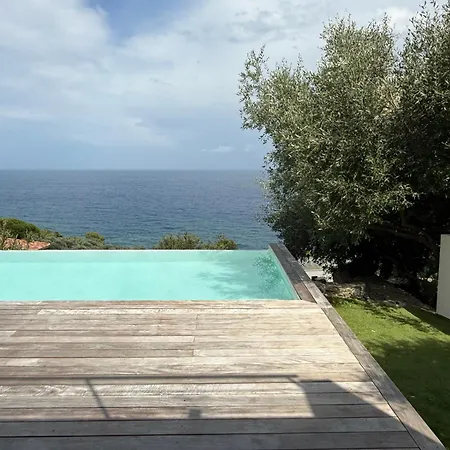 בית הארחה Pietranera San-Martino-di-Lota