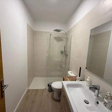 Pietranera בית הארחה 4*